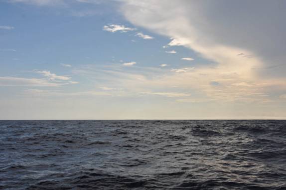 Nem sinal de terra à vista no primeiro dia de navegação entre Cartagena (Colômbia) e San Blás (Panamá)